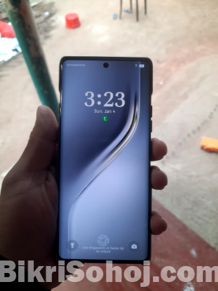 Tecno Camon 40 pro
